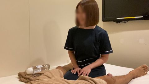 出張ローション手コキ・パイ揉み＆乳首なめオプション【ベイビーフェイス・湯島（24歳）】