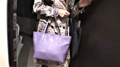 【ワンコイン】〈女社長・ド淫乱〉商談に向かう途中に寄らせてオナニーさせたり、玄関でいきなりチンポしゃぶらせたりしてみたぁ