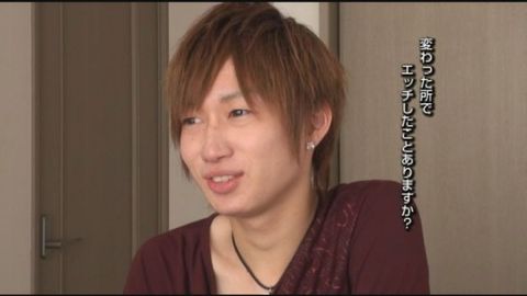 ツル肌でめちゃカワイイ翼がお尻をチングリ返しされ美穴をペロペロされると顔を真っ赤にして超悶絶！