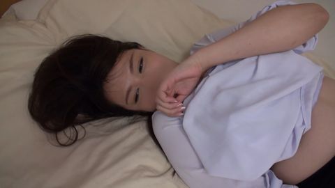 《個撮》清楚だけどHが大好きな34歳やよいさん♥他人とキスして性欲が暴走！？
