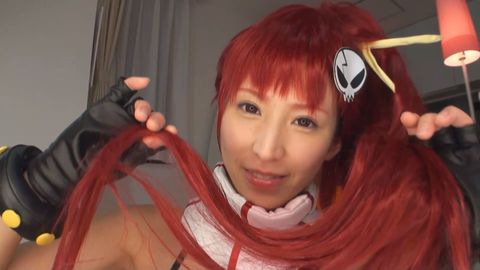 マン毛処理跡が生々しい板野有紀ちゃんのコスプレオナニー