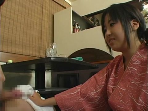 仕事中の女にどこまでデキるか！居*屋店員