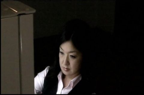 ◆自販機に仕掛けたカメラでパンチラ　20