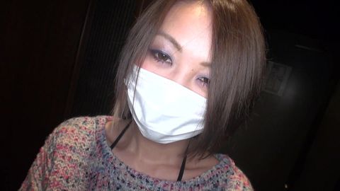 初撮り♪ウケ狙いですよね？って位のエッろ～い下着を着用してホテルまでやって来たかなさん、せっかくなんで下着着用したままハメちゃいました！【個人撮影】※レビュー特典付き！