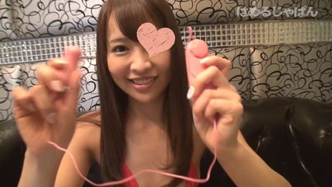 S級美女に初めての極小マイクロビキニで痴態晒させてクリ豆刺激ローターオナニーショー！見られて感じてビックビクアクメｗ：ネイリスト・れいなちゃん(22歳)