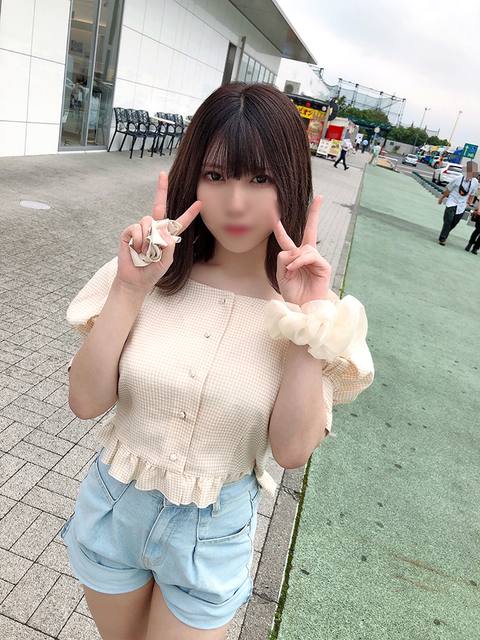 【ふわ〇ち配信**2】元気MAX(20歳) 関西弁のアイドル♥とにかく気持ち良いことしてみたい！ ずっとも３人と生ハメ３Pセックス**　逝き狂いハメ撮り中出し♥個人撮影【身バレ厳禁取り扱い注意】