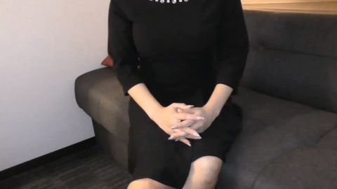 【個人撮影】旦那と別居が続いている熟女巨乳妻　離婚の為に貯金が必要だそうです