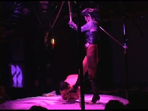 【絶頂・Natsukiss】LIVE! 伝説の刺青女王 花真衣@show up 大宮 PART 2 ZCP-007-02