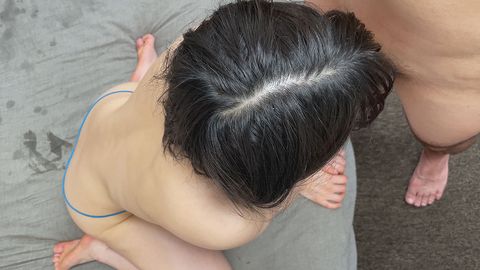 【合法**巨乳3P】身長138cm♥Fカップ(??歳)小柄**　体格差２倍の男達に肉オナホ扱いされるゴリゴリ３P乱交SEX　意識とびとび連続アクメ連続中出し　個人撮影【