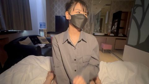 【Hカップ男装**】Hカップの男装**蔵馬くんにパイズリ、じゅ乳手コキで絞りとられる