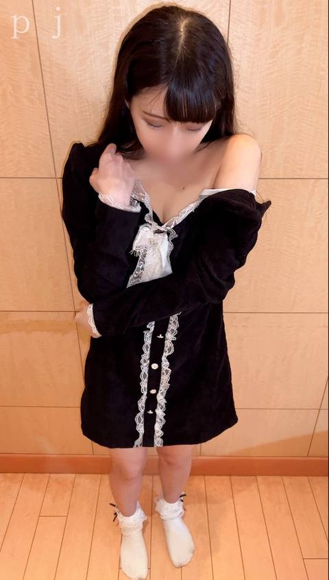 【顔出し】23歳事務員OLさん５。白目剥き爆音喘ぎ絶頂種付けガンギマリセ〇クス５ →「あ゛あ゛ーーイグイグイグゥゥごめんさいイっちゃいます....！！」