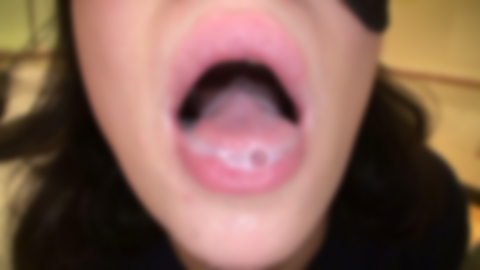 【熟女個撮】舌でねっとり舐め回し下品な音でオチ●チンにしゃぶりつく！手を使わない唾液たっぷり濃厚ノーハンドフェラごっくん【アラフォー素人】