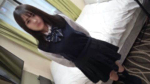 あどけない顔をした訳あり美**。発展途上なまろやか巨乳に大量中出し！！
