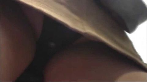 ◇妄想パンチラ電車バス　女性の股間を接近激写　Part 5
