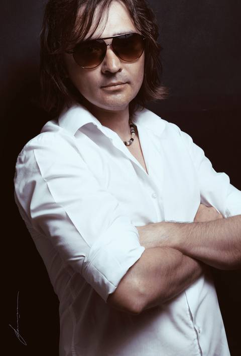 FCS Entertainment 所属　ウクライナ在住の音楽家　#Alexei_Kodenko