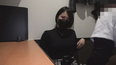 ☆Gカップ美女☆ネカフェで即尺フェラしてもらいました☆口内発射からごっくん