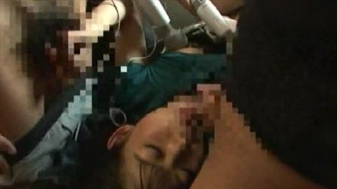 人妻を電マ生チンで攻めまくり！File.3