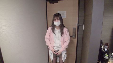 ナンパコNo.24 バイトへ向かう途中のスレンダー居酉屋店員をナンパしてナースコスプレで連続中出し！