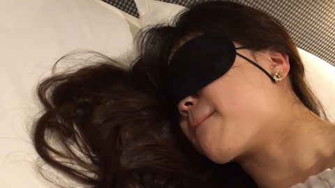 【本物素人】るあちゃんに目隠してゴムチョッキンして中出ししてみた