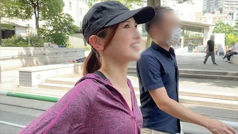 【クセ強女#028】体脂肪率の驚異5%!! スポーツジムインストラクター28歳。失神寸前マッスルファックで自らを追い込むぶっこわれドマゾファック♡【****】