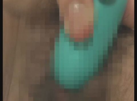 投稿された自画撮りオナニー　見せつけ変態女のまんこ晒し　03