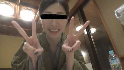 【温泉旅・露天風呂フェラ】＜地上波有名番組出演★タレント出身 ＞チンポ大好きジュボジュボしゃぶりまくりで口内発射！[特典付き]
