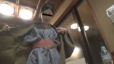 【温泉旅・露天風呂フェラ】＜地上波有名番組出演★タレント出身 ＞チンポ大好きジュボジュボしゃぶりまくりで口内発射！[特典付き]