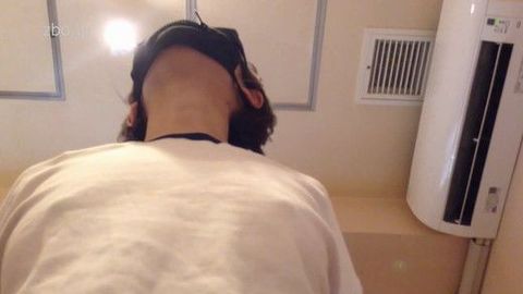 【くすぐりエロ日記】５台のカメラで撮影　上半身裸にしてくすぐる（体操服＆ブルマのコスプレ）