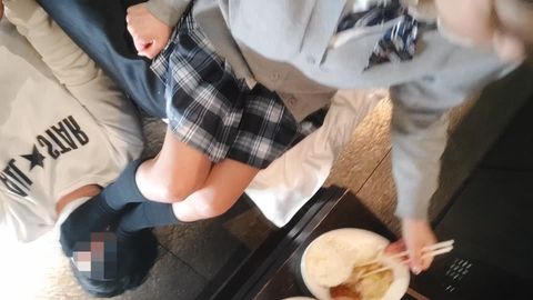 めいちゃんの顔面足置き台になった男　ソックス編