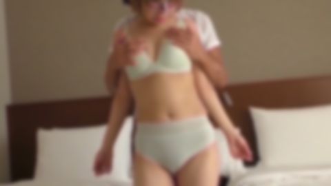 【個人撮影・中出し】旦那に内緒の投資失敗でこの状況になった熟女妻　「禊のつもりで脱ぎます・・・」
