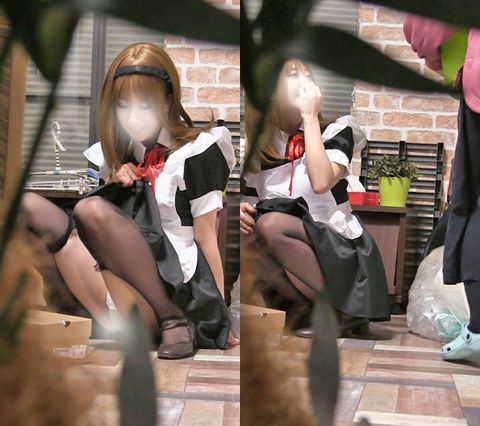 バレたのに「(*ﾉωﾉ)ホントに狙ってるんだ？」 コスプレ*パンティ見せてくる 通常カメラ版