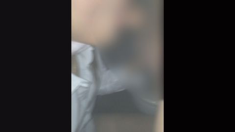 【フェラ動画】スマホ撮影　制服ギャルのトイレフェラ抜き〈素人〉※レビュー特典あり