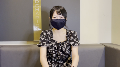 **声優22歳。口を使う仕事をする女のフェラはやっぱり上手でした→ごっくん。