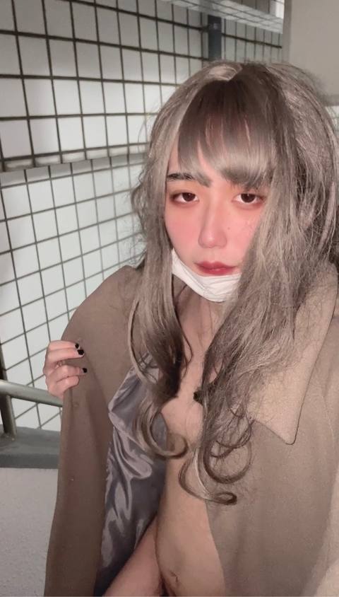 【野外露出】第二弾！お金に困った貧困*に監視カメラの前で痴態を晒させおもちゃにして遊ぶ