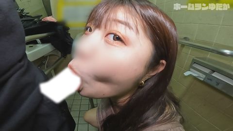 【プリ○ラ＆多目的トイレ どこでもフェラ】激可愛いムチぽちゃJDは単位よりもおちんぽのことで頭がいっぱい！所構わずペニしゃぶり♪【**大生・綾菜ちゃん（21歳）】