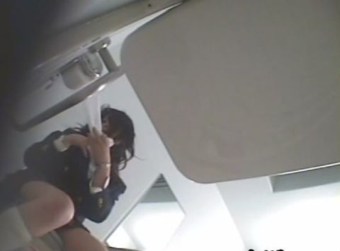 【激安まとめ買い推奨】女**近くのトイレに*****を仕掛けるとかなりの確率でオナニー*が撮れます　02