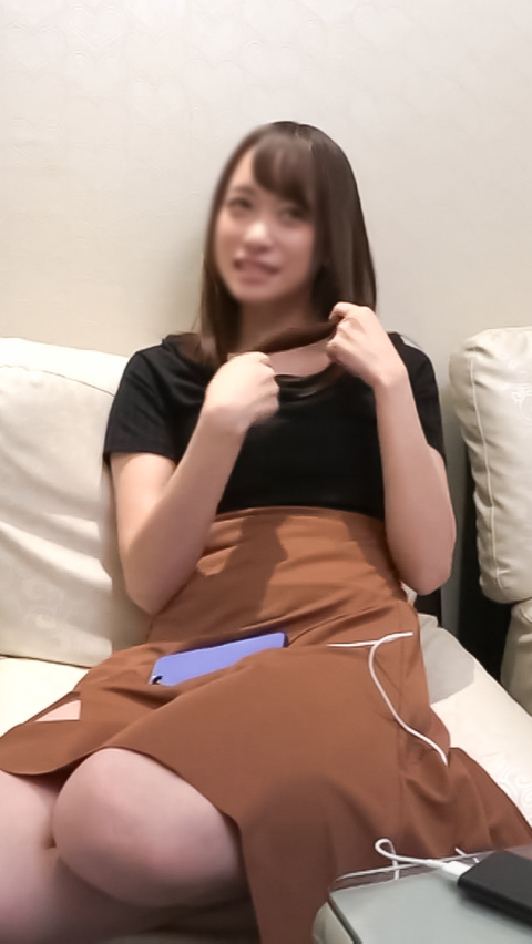 某SNSでバズった人気インフルエンサー。色気のある顔とスレンダーで綺麗な体を堪能しました。