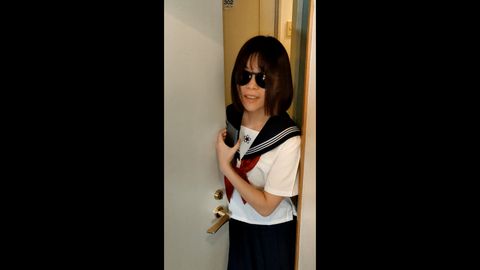 【即尺フェラ】童顔で清楚な**大生まいは、自らチンポを欲しがり喉奥まで全てを包み込む淫乱鬼口万*の持ち主だった~