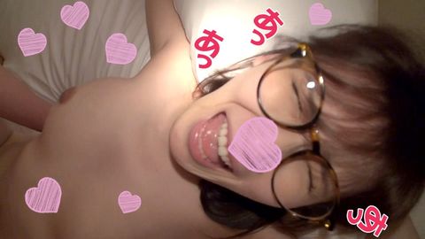 【奇跡の美巨乳】かほ【悶絶激イキ編】触り心地と感度抜群！奇跡の美巨乳の持ち主。知的な眼鏡美人が激エロアヘ顔晒して昇天！パイズリ最高！突きまくり大量中出し！【ハメ撮り】 【フルHD】