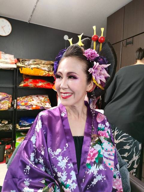 2022 年 夏、姫野舞*の「花 魁」変幻