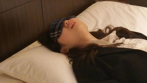 【完全主観】M男の逆襲w エッチなクンニ性感マッサージでエビ反り♡ 敏感な**大生えりな(19)をビクビク連続で逝かせちゃいました♡ 再販作品
