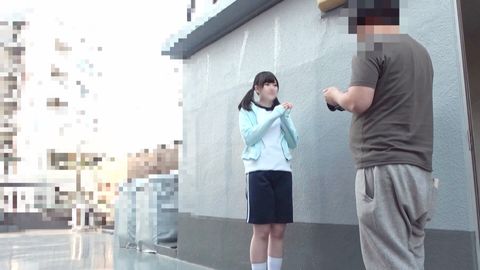 【個撮】♀77超素朴な**校育ちのむっつりアニメ声*がキモオジ達の言いなりに1/2【超高画質特典アリ】