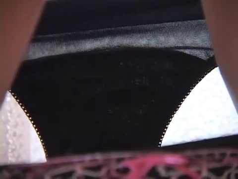 【下着フェチ】オレの彼女のパンツと同じ