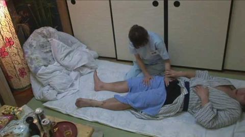 美熟女の旅館専属女性マッサージ師とヤレた記録映像！複数のカメラで狙い撮り。VOL.4