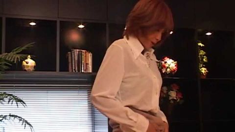 巨乳ギャル妻