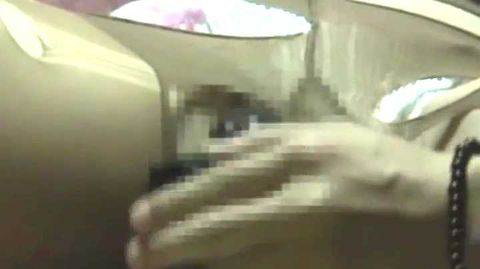 狙われた未亡人…４