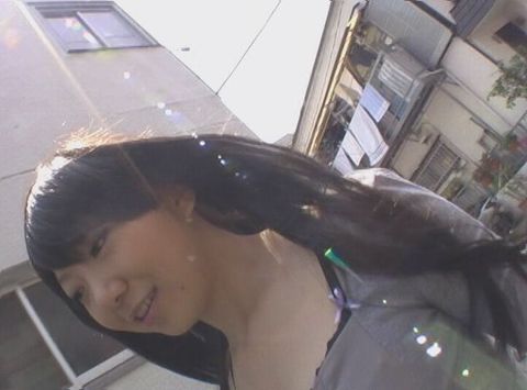 如果一個男性經驗不多的年輕妻子有時間陪伴......