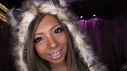 激カワ黒GALに瞬殺でザーメン飛ばされてしまいました…