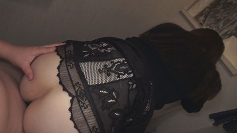 【無修正ｘ個人撮影】人の奥さん愛奴7号 高級住宅街に住むアラフォー人妻が愛奴になりたい！自宅で不倫中に旦那がまさかの帰宅！トイレに移動してこっそりSEX！