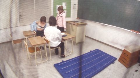 【****】3Ｐできる風俗店